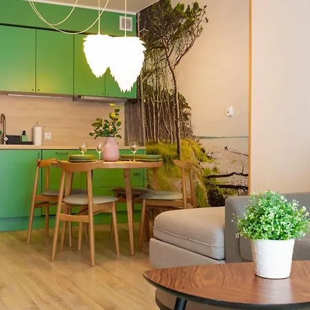Vacationclub - Blizej Morza Apartament 6 * Колобжег